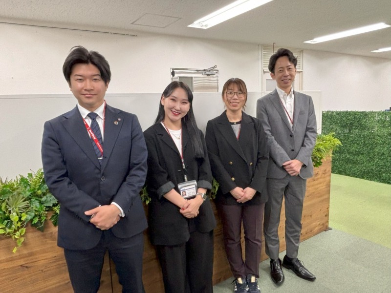 株式会社ベルーフの社員集合写真