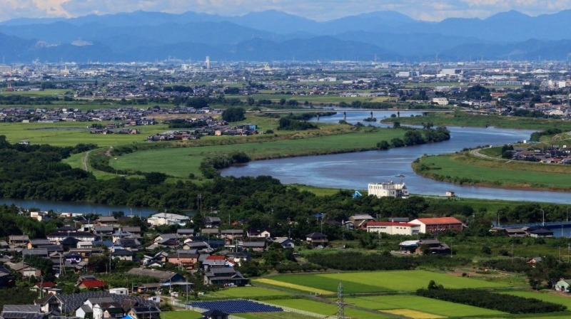 自然豊かな海津市の街並み