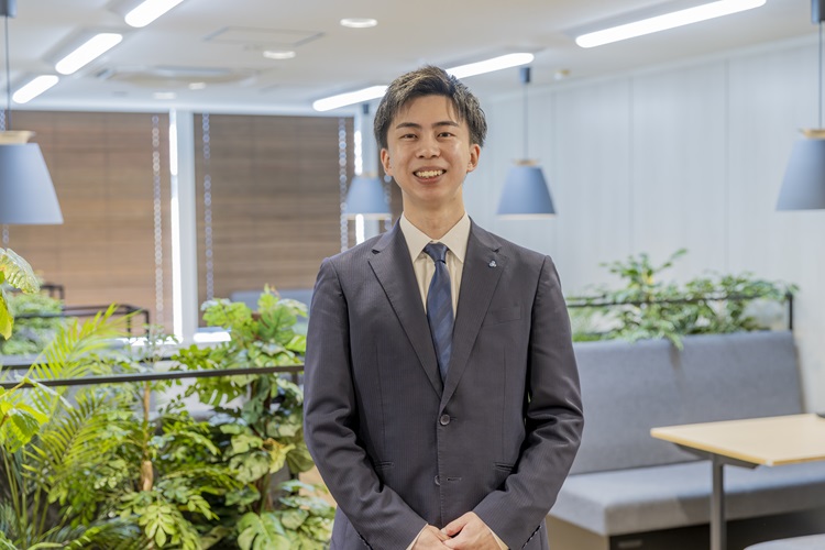 株式会社クリエアナブキの社員