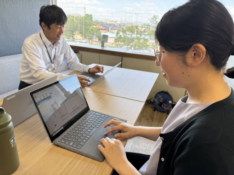 取材に対応された鳥居さん・高橋さんを含めた会議風景