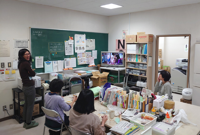 東京学芸大学附属竹早中学校の先生方による談笑風景