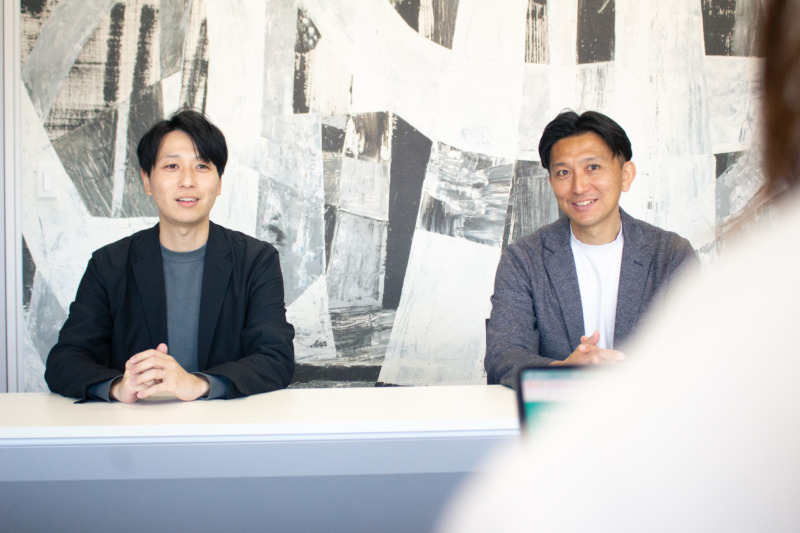 株式会社grabssの渡辺さんと子安さん