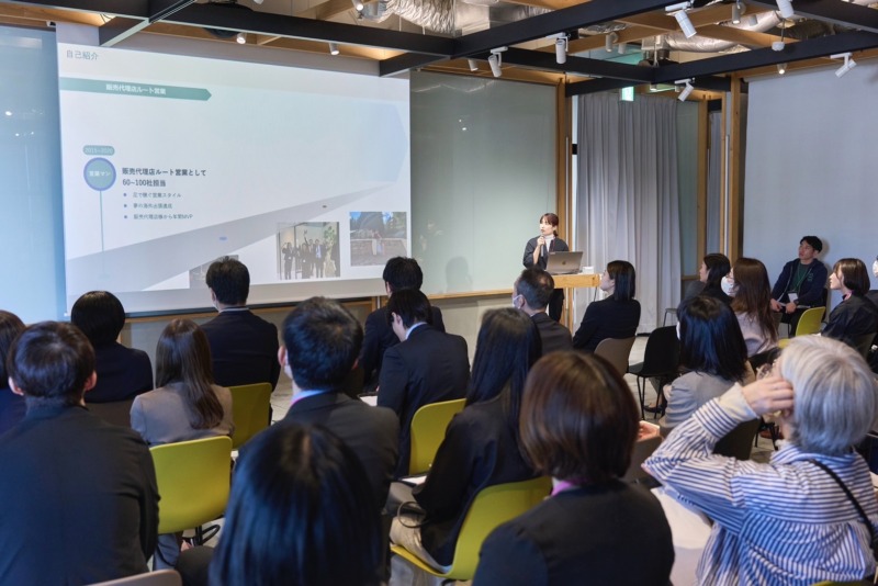 カーシーカシマ株式会社の小澤さんの講演会風景