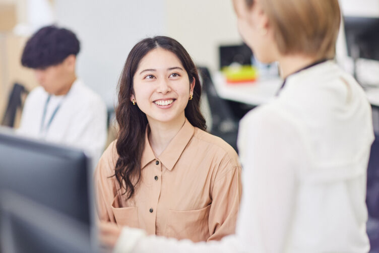 ナイル株式会社の女性社員