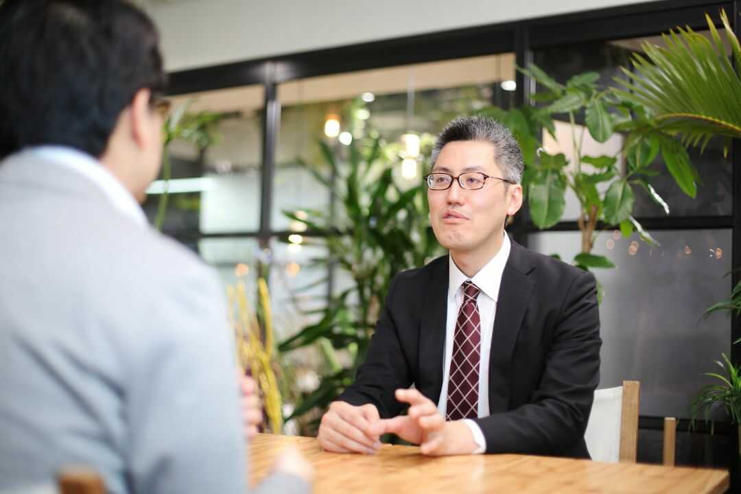 株式会社ＲＤサポートの社員が上司と面談をしているイメージ