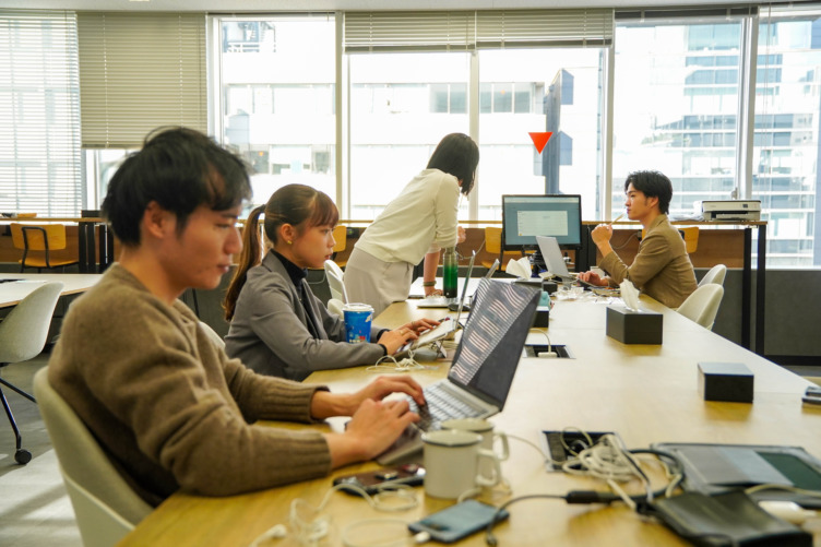 株式会社SAKIYOMIの社内風景