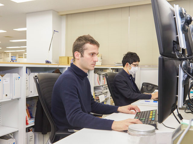 さわかみ投信株式会社で働くアナリストたち