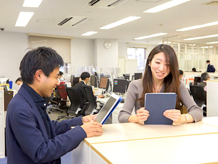 さわかみ投信株式会社の社内風景