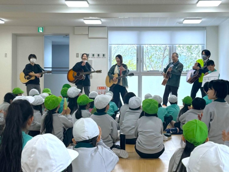 田中学園立命館慶祥小学校の行事の一コマ