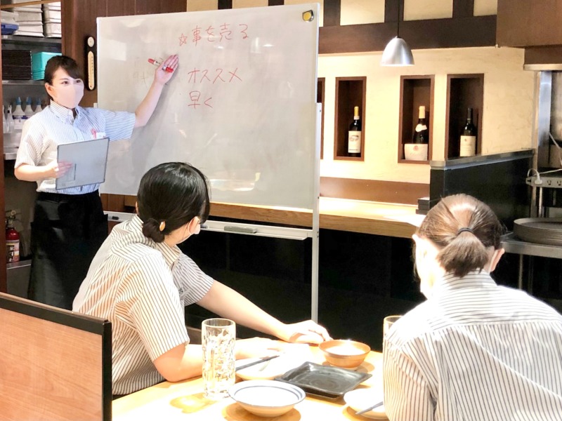テンアライド株式会社の研修風景